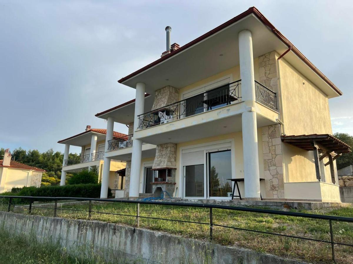 Vero Resort Apartmens Hanioti Exteriör bild