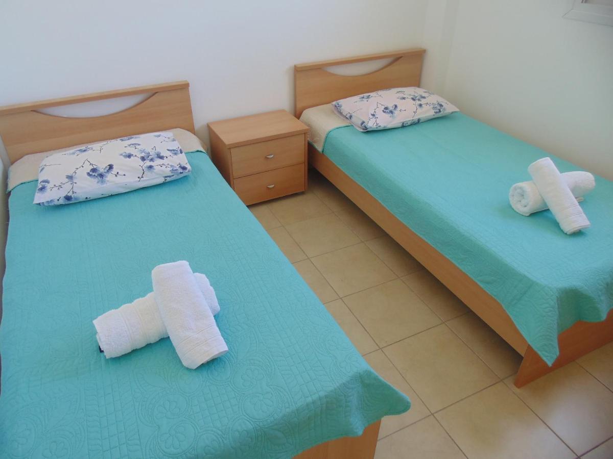 Vero Resort Apartmens Hanioti Exteriör bild